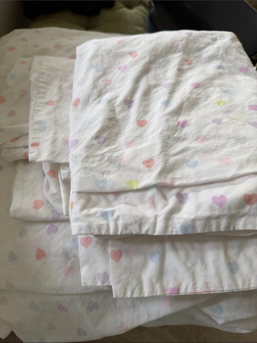 White Heart Print Bedding Set-Pastel Hearts Design.  Duvet cover standard sheets